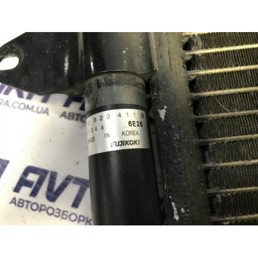 Радиатор кондиционера Volkswagen Touran 2004-2008 1T0820411B